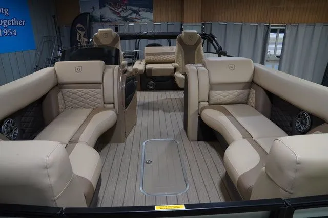 Slide: The Image of Godfrey Monaco 235 SFL 27" Impact Center Tube Package 2026 - 9