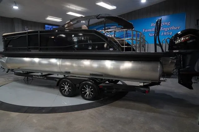 Slide: The Image of Godfrey Monaco 235 SFL 27" Impact Center Tube Package 2026 - 7