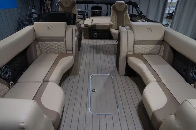 Slide: The Image of Godfrey Monaco 235 SFL 27" Impact Center Tube Package 2026 - 9