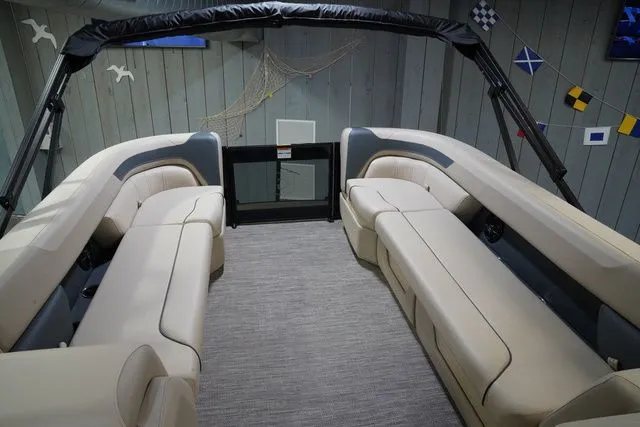 Slide: The Image of Godfrey Sweetwater 2486 SFL 27 In. Package 2026 - 10