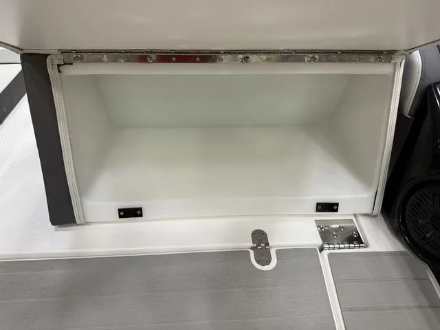 Slide: The Image of Yamaha AR250 2026 - 4