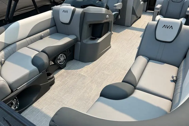 Slide: The Image of 2025 Avalon LSZ REAR LOUNGER interior with luxurious seating and modern design. - 3