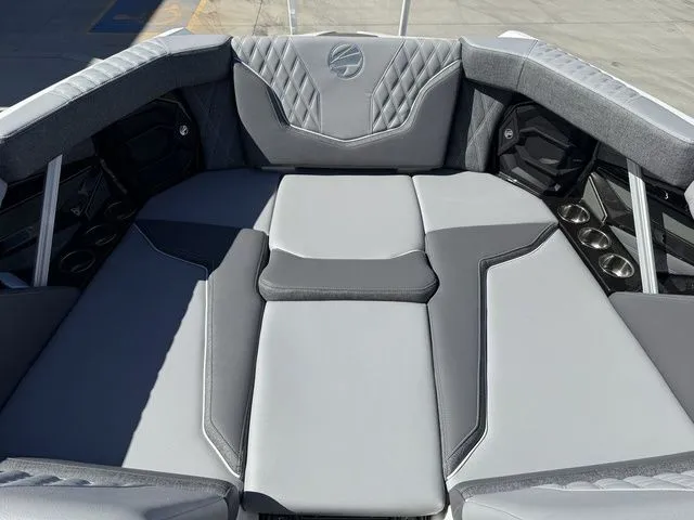 Slide: The Image of Tigé 24RZX 2026 - 14