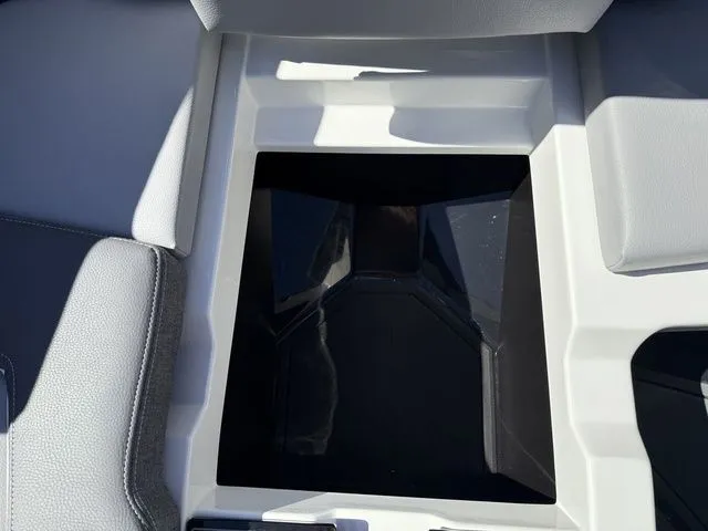 Slide: The Image of Tigé 24RZX 2026 - 21