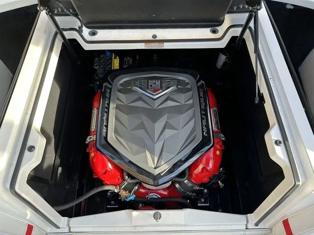 Slide: The Image of Nautique G23 2019 - 15