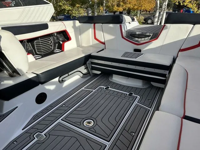 Slide: The Image of Nautique G23 2019 - 22