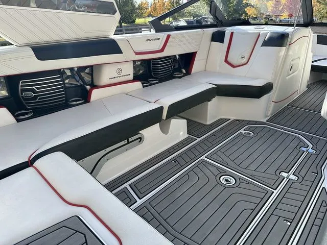 Slide: The Image of Nautique G23 2019 - 23