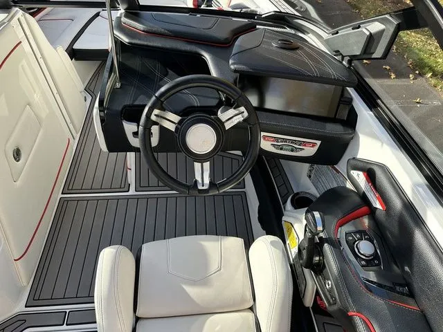Slide: The Image of Nautique G23 2019 - 26
