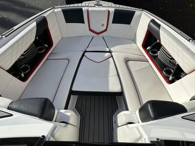 Slide: The Image of Nautique G23 2019 - 28