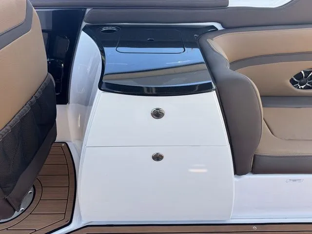 Slide: The Image of Yamaha 275SE 2025 - 22