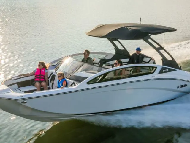 Slide: The Image of Yamaha 275SE 2025 - 37