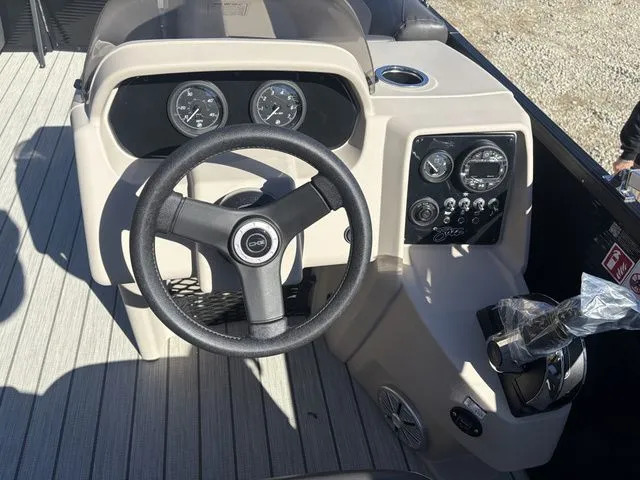 Slide: The Image of Princecraft JAZZ 17/50ELPT CT EFI 4S 2026 - 5