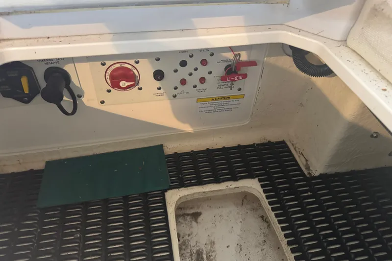 Slide: The Image of 2017 Formula 240 Bowrider on trailer, secured with orange straps in a garage. - 81