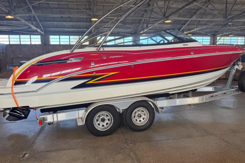 Slide: The Image of Hull identification number on 2017 Formula 240 Bowrider boat. - 83