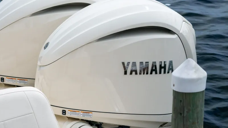 Slide: The Image of Yamaha outboard motor on Grady-White 281 Coastal Explorer, year 2026. - 17