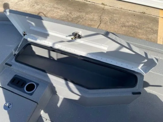 Slide: The Image of Vexus ACX 2150 2026 - 8