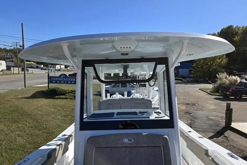 Slide: The Image of 2026 Sea Hunt Ultra 285 SE boat at Southeastern Marine dealership. - 18