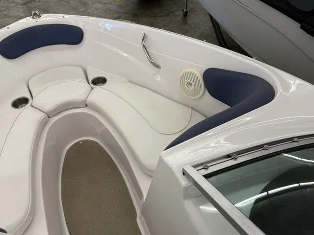 Slide: The Image of Four Winns H SERIES H180 2011 - 12