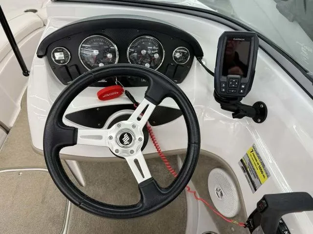 Slide: The Image of Four Winns H SERIES H180 2011 - 14