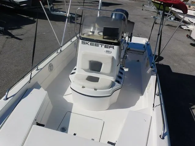 Slide: The Image of Skeeter ZX 22 Bay 2012 - 9