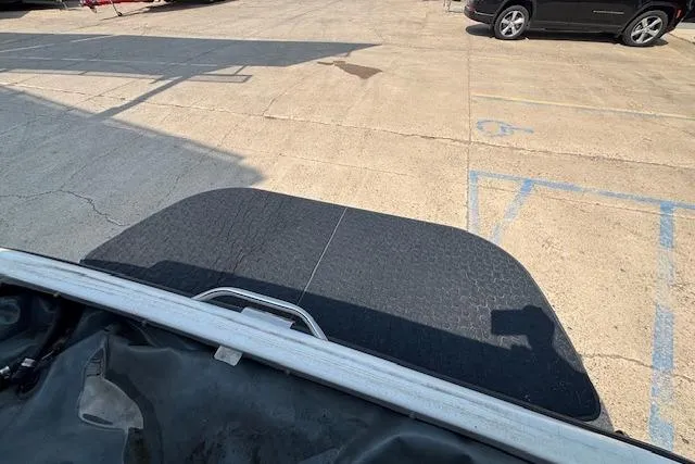 Slide: The Image of 2007 Centurion Air Warrior T5 boat platform in a parking lot. - 3