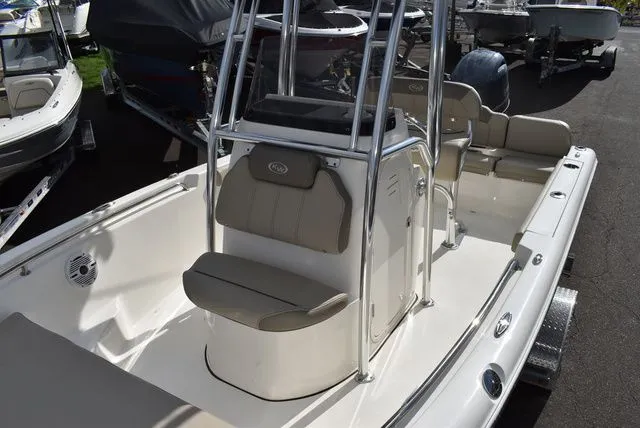 Slide: The Image of Key West 189 FS T-Top 2024 - 17