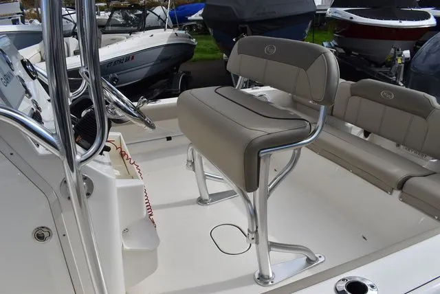 Slide: The Image of Key West 189 FS T-Top 2024 - 20