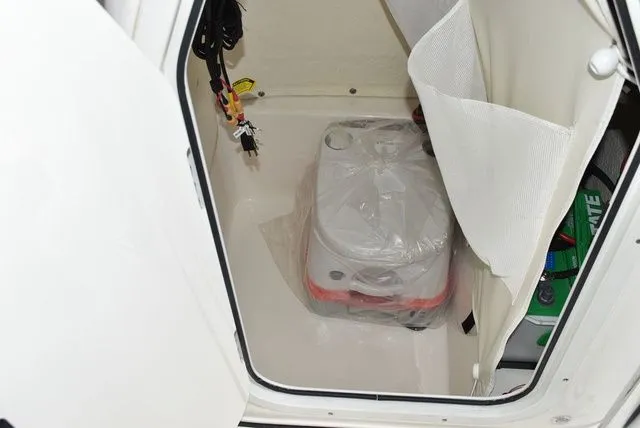 Slide: The Image of Key West 189 FS T-Top 2024 - 23