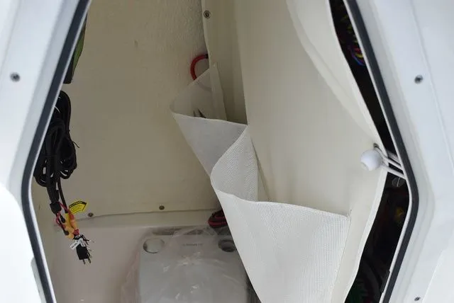 Slide: The Image of Key West 189 FS T-Top 2024 - 24