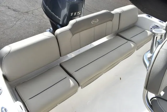 Slide: The Image of Key West 189 FS T-Top 2024 - 41