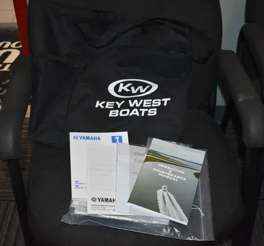 Slide: The Image of Key West 189 FS T-Top 2024 - 63