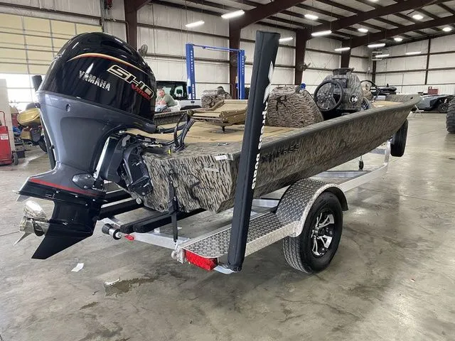 Slide: The Image of Xpress H18C Crappie 2026 - 5