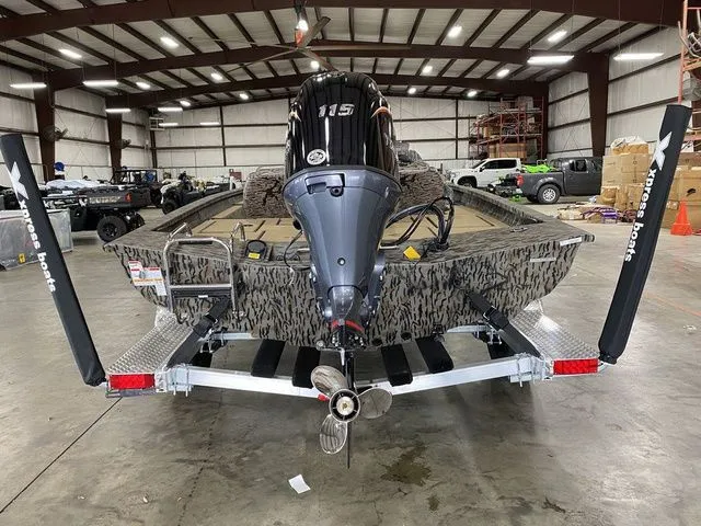 Slide: The Image of Xpress H18C Crappie 2026 - 6