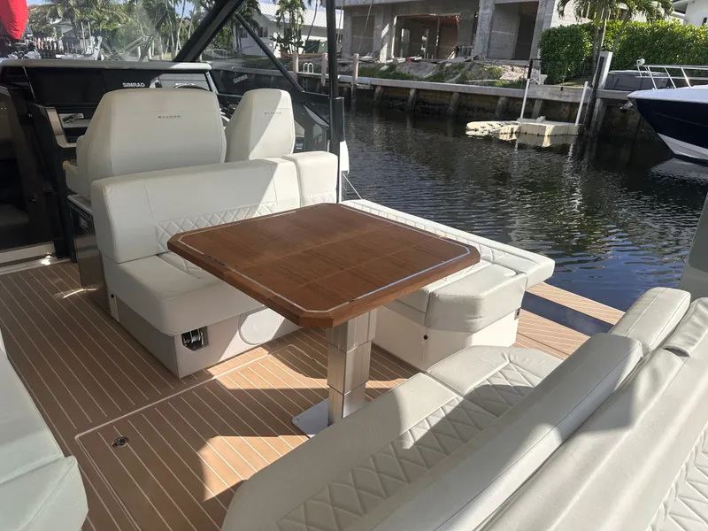 Slide: The Image of Saxdor 400 GTO 2025 - 11