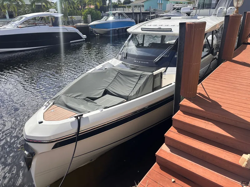 Slide: The Image of Saxdor 400 GTO 2025 - 2