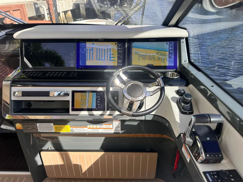 Slide: The Image of Saxdor 400 GTO 2025 - 22