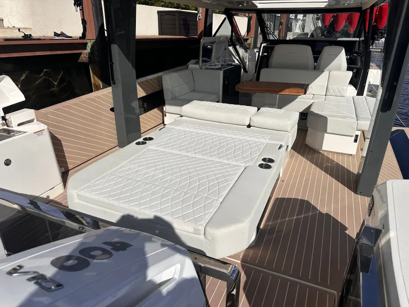 Slide: The Image of Saxdor 400 GTO 2025 - 33