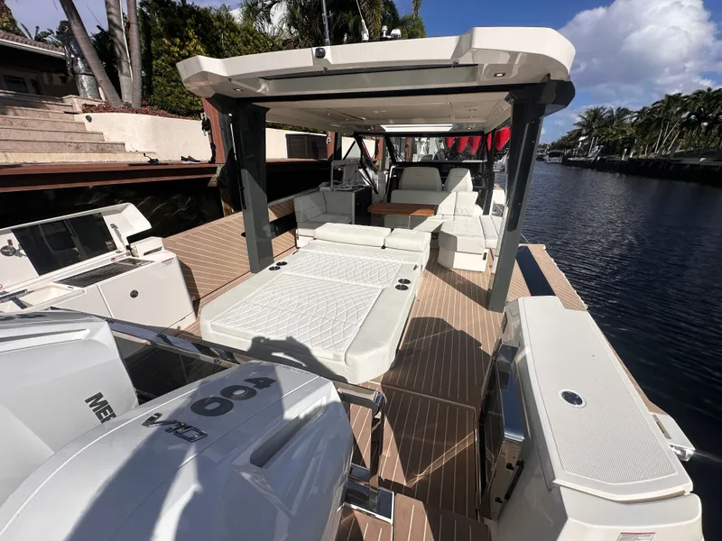 Slide: The Image of Saxdor 400 GTO 2025 - 34