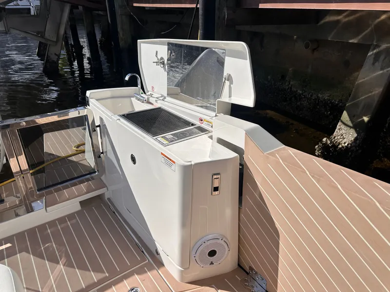 Slide: The Image of Saxdor 400 GTO 2025 - 35