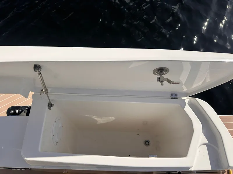 Slide: The Image of Saxdor 400 GTO 2025 - 37