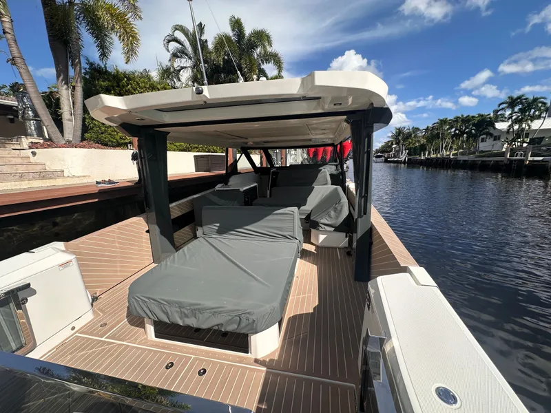 Slide: The Image of Saxdor 400 GTO 2025 - 4