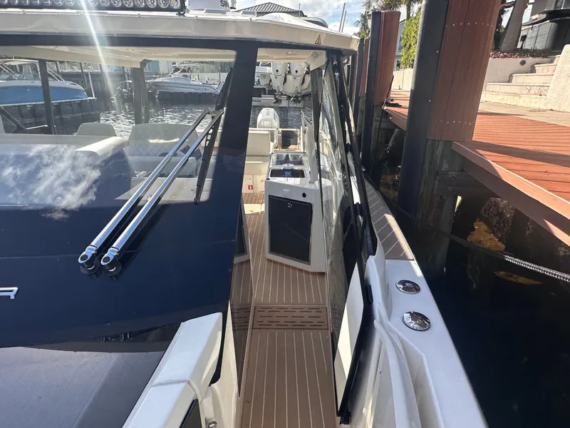 Slide: The Image of Saxdor 400 GTO 2025 - 45