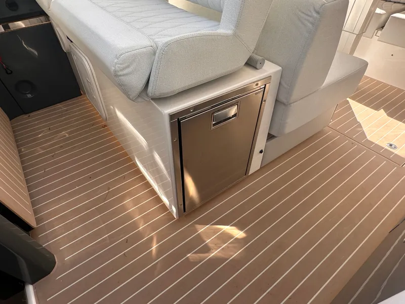 Slide: The Image of Saxdor 400 GTO 2025 - 47