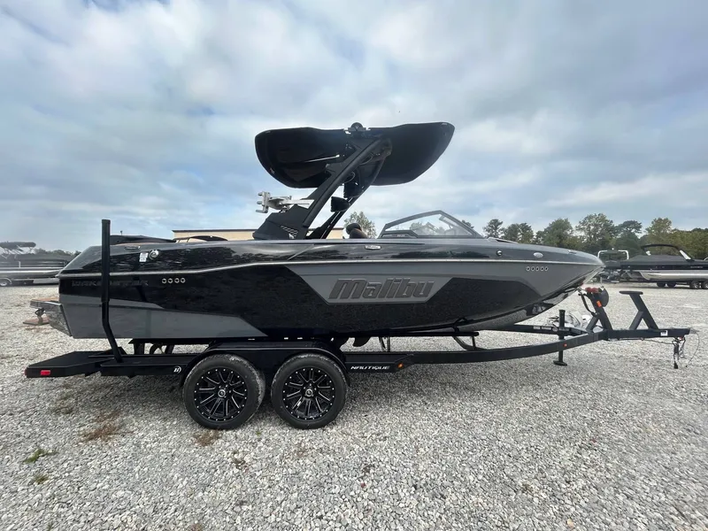 The Image of Malibu Wakesetter 23 LSV 2021 - 1