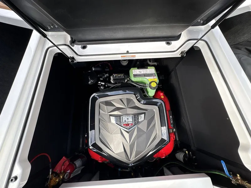 Slide: The Image of Nautique G23 2026 - 32