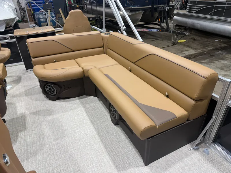 Slide: The Image of Tahoe Sport 1980 Quad Fish & Honda 4-Stroke EFI 2026 - 12