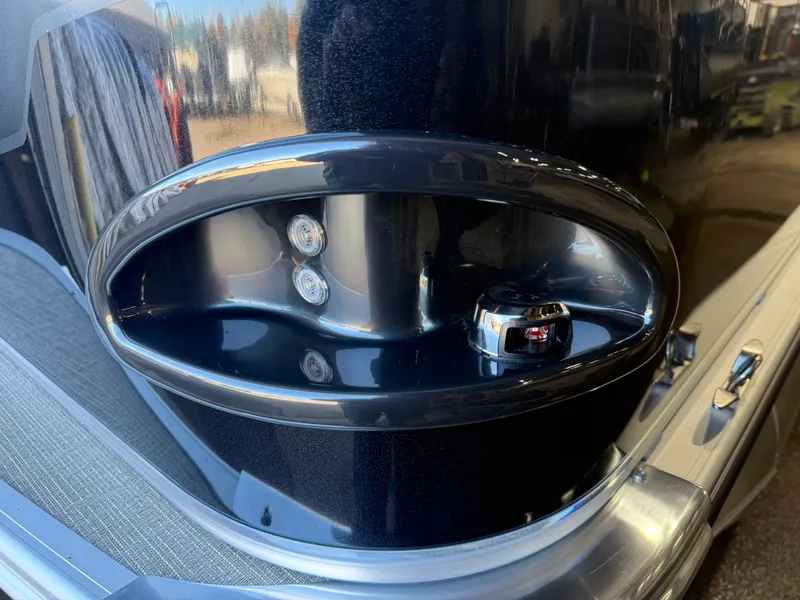 Slide: The Image of Tahoe Sport 1980 Quad Fish & Honda 4-Stroke EFI 2026 - 33