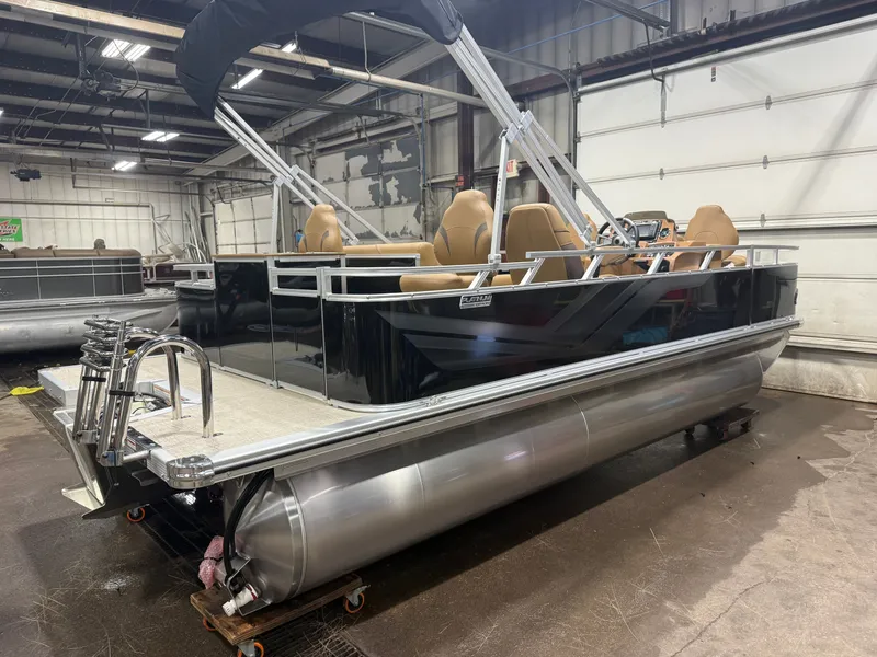 Slide: The Image of Tahoe Sport 1980 Quad Fish & Honda 4-Stroke EFI 2026 - 41