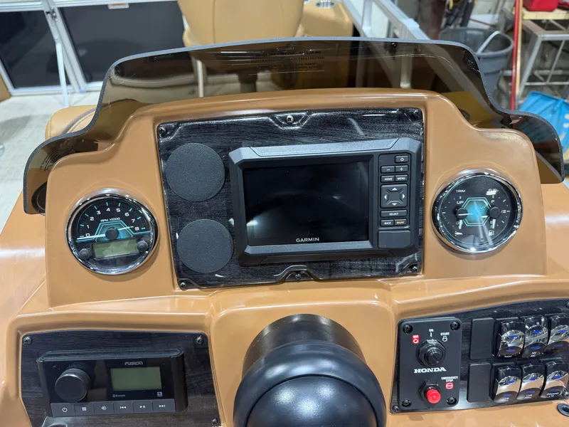 Slide: The Image of Tahoe Sport Quad Fish 1980 Pontoon $30995 2026 - 17