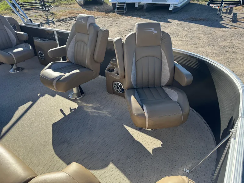 Slide: The Image of Bennington 2250 GSR Pontoon 2016 - 14